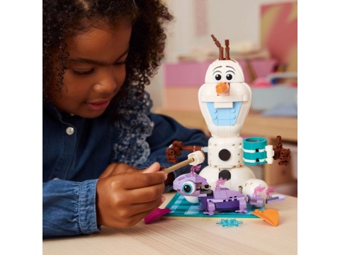 LEGO 43287 Disney - Piknik Olafa i Bruniego