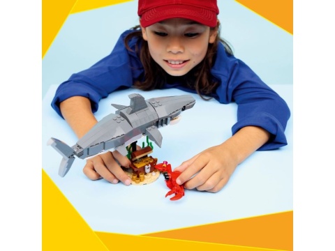 LEGO 31381 Creator 3w1 - Groźny rekin i skrzynia ze skarbem